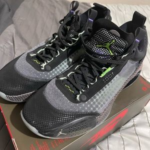 Size 14 Jordan 34 low Vapor